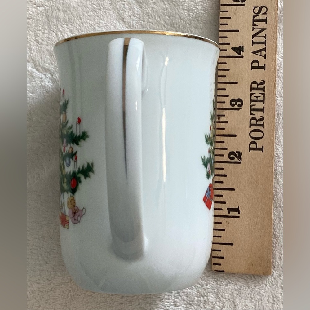 Lefton Christmas Tree Mugs Set - Picture 4 of 6
